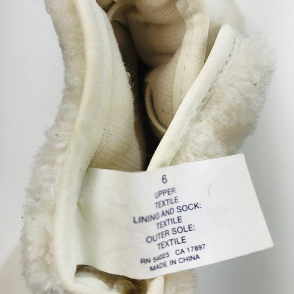 GAP Baby Soft Boots Toddler Girl Size 6 US Tan - Picture 6 of 7